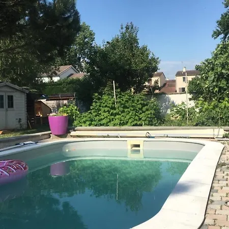 Apartment Studio Equipe Independant Dans Une Propriete